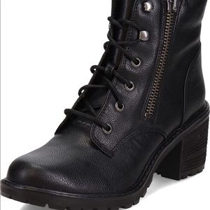 Zodiac Gaige Ankle Lace-Up Boots Booties 7